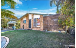 1&2/8 Poole Street, Kawana, Qld 4701