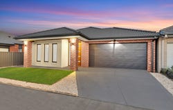 12 Merapi Grove, Truganina, Vic 3029