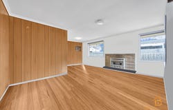19 Kingsford Avenue, Melton South, Vic 3338