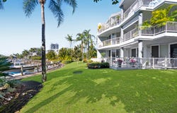 8/75-77 Morala Avenue, Runaway Bay, Qld 4216