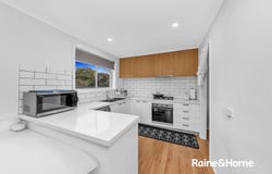 1/37 Mansfield Street, Berwick, Vic 3806