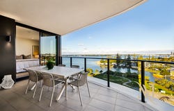 1007/180 Marine Parade, Labrador, Qld 4215