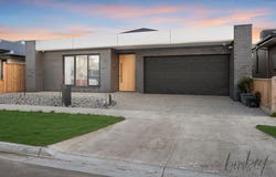 9 Zaatar Street, Mickleham, Vic 3064