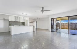 Bentley Park, Qld 4869