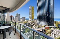 21108/21 Elizabeth Av, Broadbeach, Qld 4218