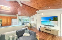 5 Wharf Street, Macleay Island, Qld 4184