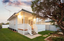 36 Tweedale Street, Graceville, Qld 4075