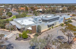 21 Burgoyne Street, Roxby Downs, SA 5725