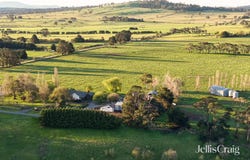 'Woodara' 47 Rowan Road, Kyneton, Vic 3444