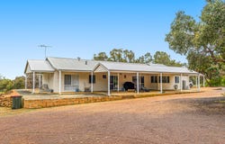 136 Powderbark Road, Lower Chittering, WA 6084