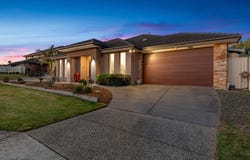 8 Goulburn Place, Pakenham, Vic 3810