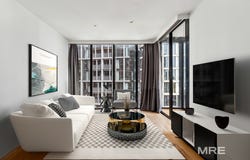 1510/677 La Trobe Street, Docklands, Vic 3008