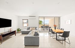 9/83 Marine Parade, Redcliffe, Qld 4020
