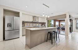 288 Flaxen Hills Road, Doreen, Vic 3754
