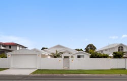 272 Nineteenth Avenue, Elanora, Qld 4221