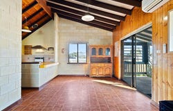 19 Tangadee Road, Golden Bay, WA 6174