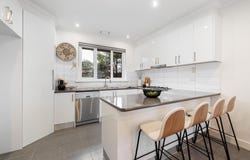 1/27 Larlac Street, Hadfield, Vic 3046