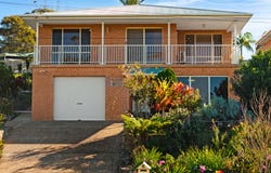 423 George Bass Drive, Malua Bay, NSW 2536