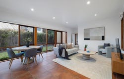 8 Oswald Thomas Avenue, Hampton East, Vic 3188
