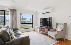36 Crooke Street, Highfields, Qld 4352