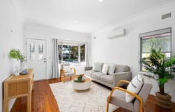 10 Mackenzie Avenue, Woy Woy, NSW 2256