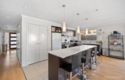 23 Aisbett Close, Lynbrook, Vic 3975