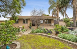 26 Barnabas Crescent, Christie Downs, SA 5164