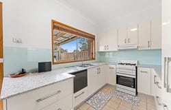 1/9 Grove Circuit, Lake Illawarra, NSW 2528