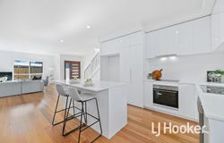 2/21 Green Valley Crescent, Hampton Park, Vic 3976