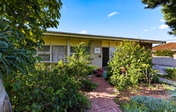 287 Robinson Avenue, Cloverdale, WA 6105