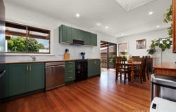 10 Paraka Street, Parklands, Tas 7320