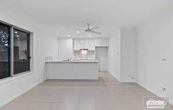 3/113-117 Broadwater Terrace, Redland Bay, Qld 4165