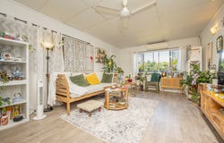 2/13 Mathiesen Street, Cranbrook, Qld 4814