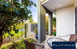 3 Summit Lane, Craigie, WA 6025