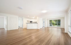 4 Royal Court, Ashmore, Qld 4214