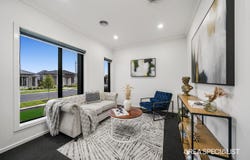 27 Gathering Grove, Tarneit, Vic 3029