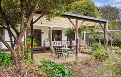 12 Beves Lane, Woodend, Vic 3442