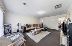 19 Davey Drive, Drouin, Vic 3818