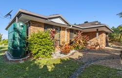 11 Farmhill Place, Takura, Qld 4655