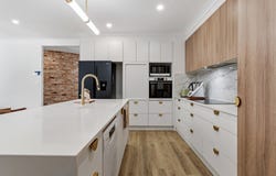 5 Fullbrook Avenue, Highfields, Qld 4352