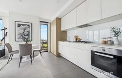 1203/8 Pearl River Road, Docklands, Vic 3008