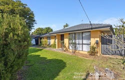 40 Bugendore Street, Maida Vale, WA 6057