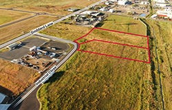 5 & 7 Industrial Close, Tamworth, NSW 2340