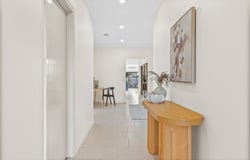 2/50 Allenby Road, Hillside, Vic 3037