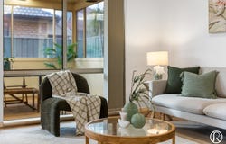 17B Windermere Crescent, Mawson Lakes, SA 5095