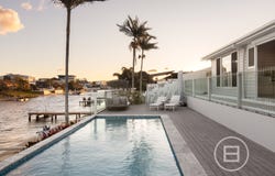 16 Coobowie Street, Broadbeach Waters, Qld 4218