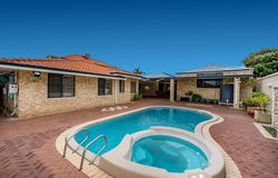 14 Halfpenny Chase, Iluka, WA 6028