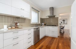 1/8 Bader Court, Frankston South, Vic 3199
