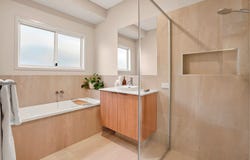 2 Goshawk Street, Glass House Mountains, Qld 4518