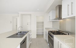 7 Buruwang Street, Birtinya, Qld 4575